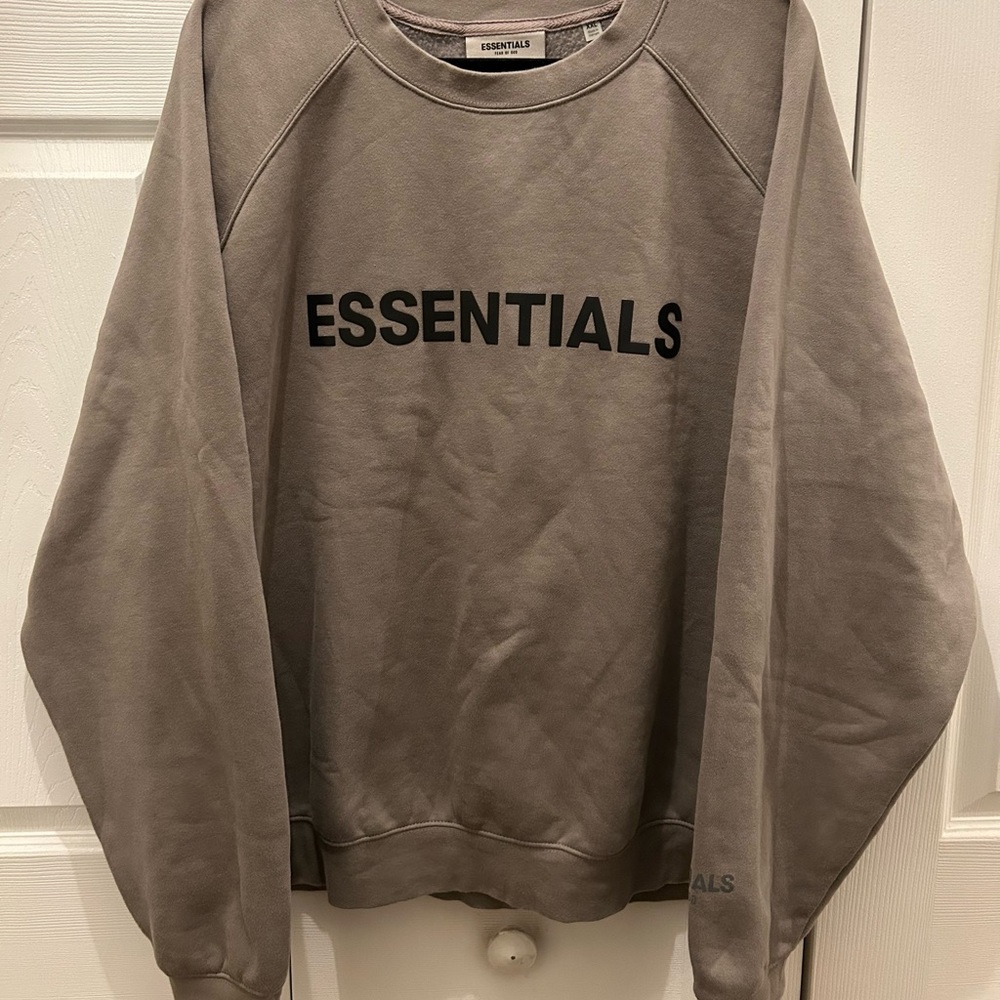 Fear of God Essentials Crewneck Sweater Taupe